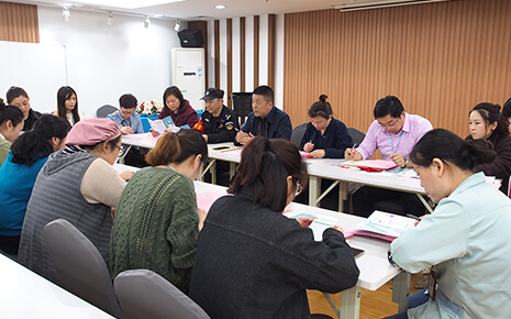 刘潭服装厂召开接种新冠疫苗动员会