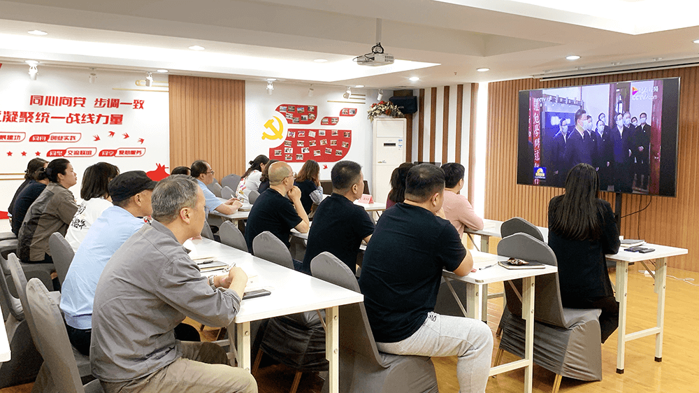 刘潭服装主题党日